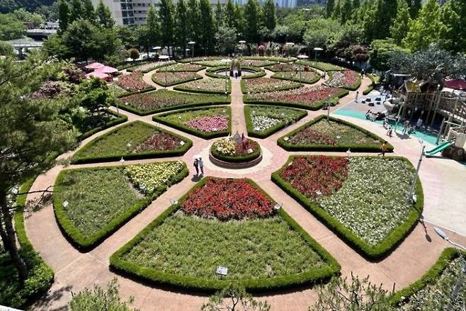 좌광천 지방정원.