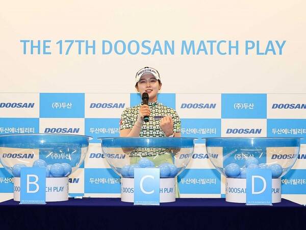 2025년 한국여자프로골프(KLPGA) 투어 제17회 두산 매치플레이 챔피언십 조별리그 조 추첨식에 참가한 디펜딩 챔피언 박현경 프로의 모습이다. 사진제공=대회조직위