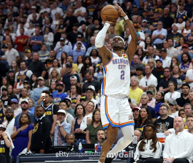 점퍼를 날리는 길저스-알렉산더. /게티이미지코리아