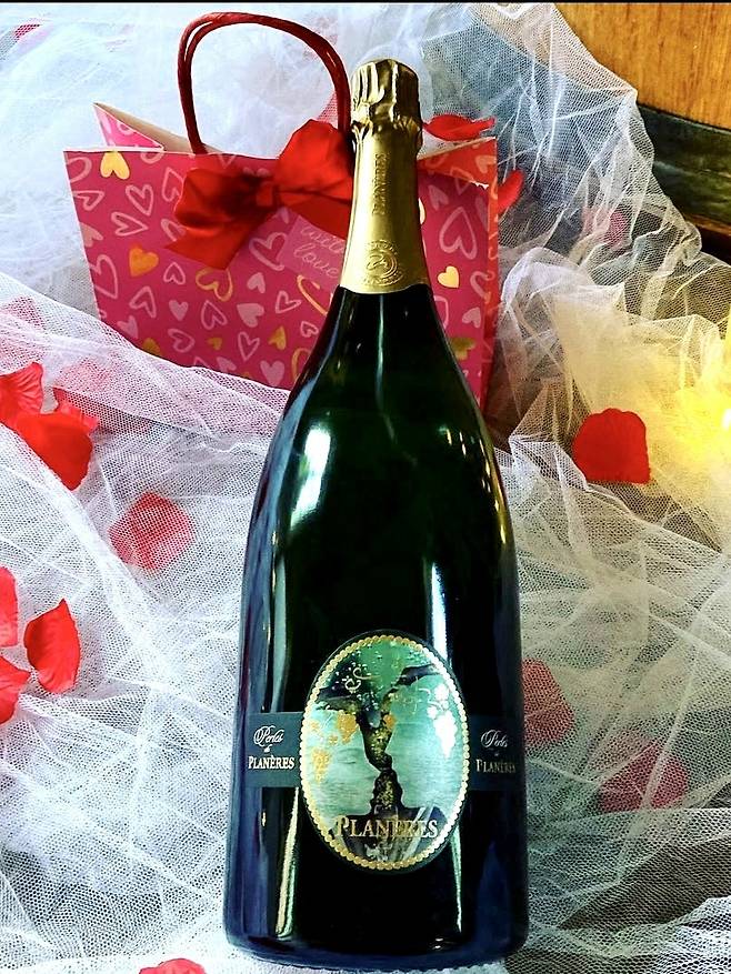 페를레 드 플라네르 블랑. 인스타그램