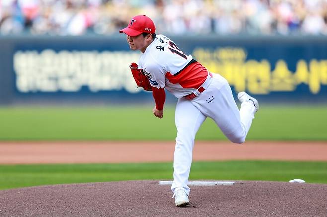 ▲ 선발 복귀전에서 4이닝 2실점으로 패전을 안은 윤영철 ⓒKIA타이거즈