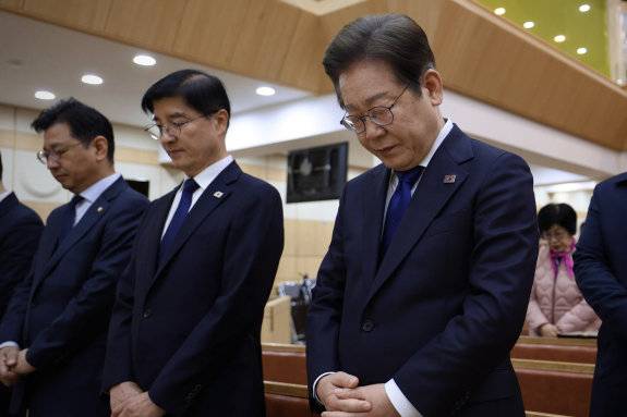 더불어민주당 이재명 후보가 4월 20일 울산 병영교회에서 부활절 예배를 드리고 있다. 뉴스1