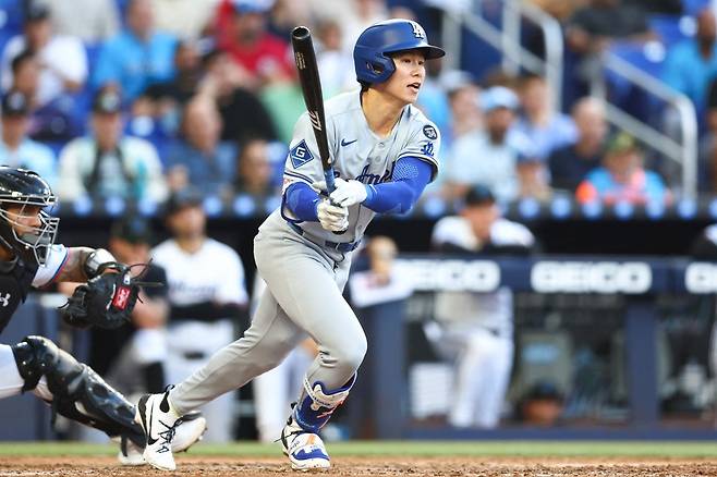 미국 메이저리그 LA 다저스에서 뛰고 있는 김혜성이 14일(한국시간) 미국 캘리포니아주 로스앤젤레스의 다저스타디움에서 열린 2025 메이저리그 애슬레틱스와 홈 경기에서 1타수 무안타를 기록했다. 사진 연합뉴스
