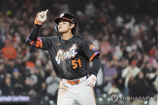 이정후의 홈런 세리머니 [AP=연합뉴스]