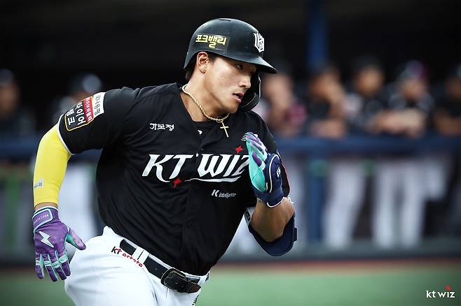 kt 안현민의 13일 경기 모습.  [kt wiz 제공. 재판매 및 DB 금지]