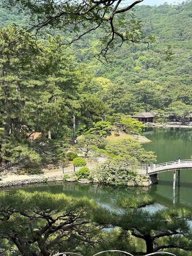 7ae4f305c6f06985239af0e34e9c701bbf5b4314e8f92502409d6da0a6931c42e52889b3af0dac2228e8ab6f54da1d260b08ad5333