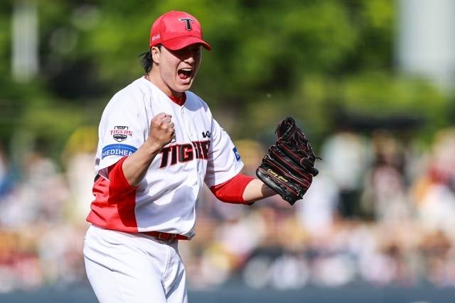 15일 광주 롯데전에서 4아웃 세이브로 KIA의 승리를 지킨 정해영. 사진=KIA 제공