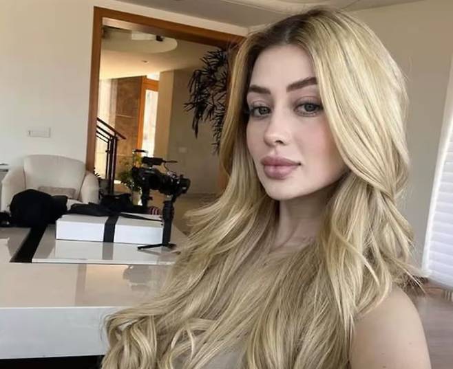 [서울=뉴시스] 멕시코에서 약 20만 명의 팔로워를 보유한 뷰티 인플루언서 발레리아 마르케스의 사망 장면이 SNS를 통해 생중계됐다. (사진=가디언 캡쳐) 2025.05.15 *재판매 및 DB 금지