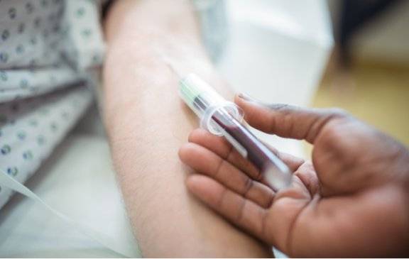 임신 성공 여부를 판단하는 가장 정확한 방법은 혈액검사로 hCG(융모성 성선자극)호르몬 수치를 측정하는 것이다. Gettyimage