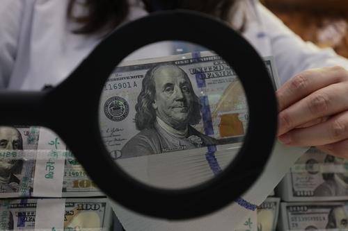 미국 달러  [연합뉴스 자료사진. 재판매 및 DB 금지]