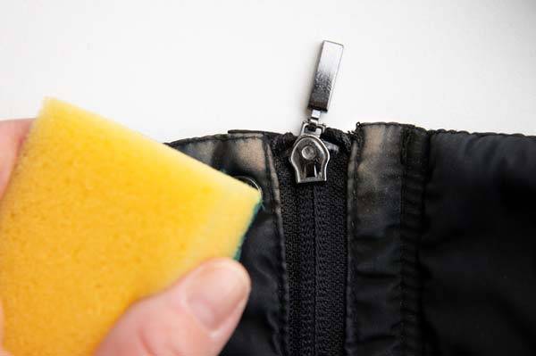 마요네즈는 파운데이션, BB크림 얼룩 제거에 효과적이다./사진=게티이미지뱅크