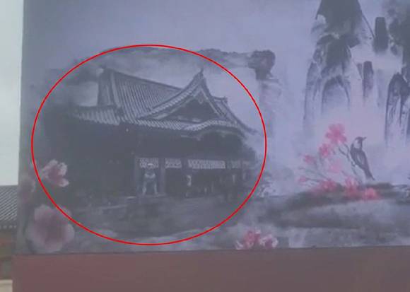 지난 15일 '세종대왕 나신 날' 기념 행사 영상에 일본 신사 사진이 사용된 것을 두고 서경덕 성신여대 교수가 "어이없는 실수"라고 지적했다. 사진은 해당 영상. [사진=서경덕 교수 페이스북]