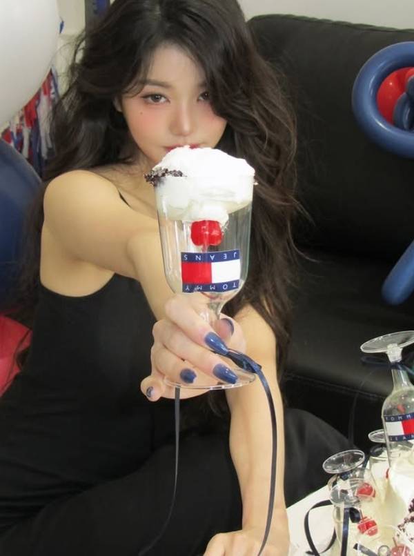 장원영 소셜미디어