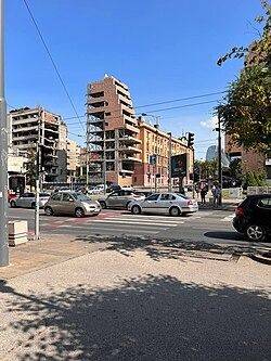 [서울=뉴시스]1999년 북대서양조약기구(NATO)의 폭격을 받아 부서진 구 유고슬라비아 국방부 청사. 도널드 트럼프 미 대통령의 사위 재러드 쿠슈너와 트럼프의 아들이 이곳에 트럼프 인터내셔널 호텔 등을 짓는 사업을 추진해왔다. (출처=위키데이타) 2025.5.16.  *재판매 및 DB 금지