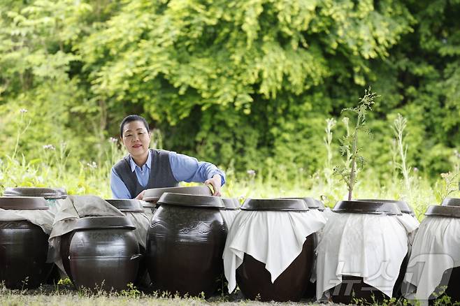 광주 북구 운정동에 위치한 '한백년식당' 대표 최선희씨. ⓒ News1 김태성 기자