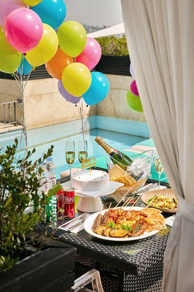 [서울=뉴시스] 반얀트리 서울 '카바나 셀러브레이션.'(사진=반얀트리 서울 제공) *재판매 및 DB 금지