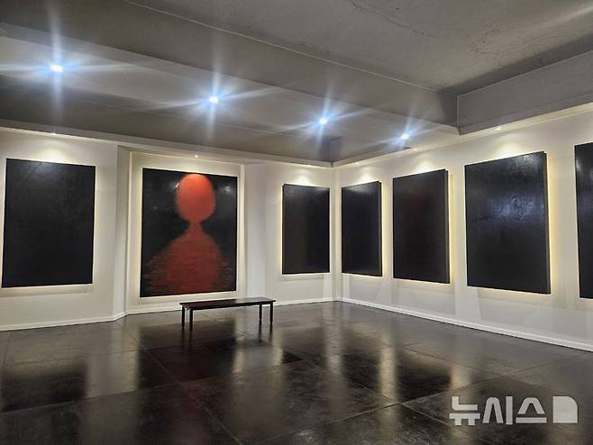 [서울=뉴시스] 조기용 수습기자 = 13일 방문한 서울 남산 충정사 1층에는 선명상실이 마련됐다. 충정사 주지 덕운스님은 일상 속 선명상을 강조한다. 2025.05.13. excuseme@newsis.com