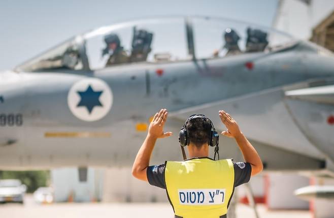 16일(현지시간) 예멘 공습 위해 출격하는 이스라엘군 전투기 [이스라엘군 제공. 재판매 및 DB 금지]