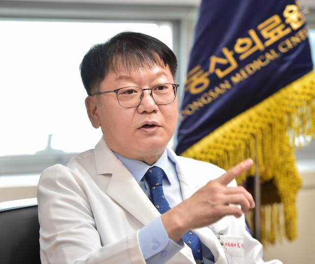 조치흠 계명대학교 동산의료원장이 대구일보와 인터뷰를 갖고 "동산병원의 목표는 세계 탑티어 병원에 진입하는 것"이라고 밝혔다. 김진홍 기자