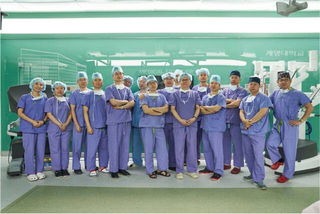 계명대 동산병원 로봇수술센터 의료진들 모습. 계명대 동산병원 제공