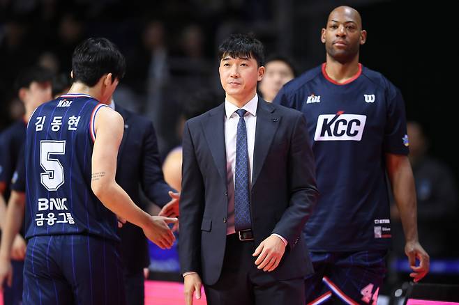 신명호 코치. 사진제공=KBL