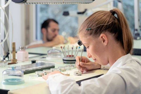 모저앤씨는 직원수 120명이 연간 4000개의 제품을 생산하고 있다. 모저앤씨 제공.