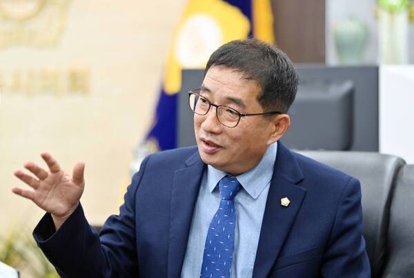 박대성 파주시의회 의장. 파주시의회 제공