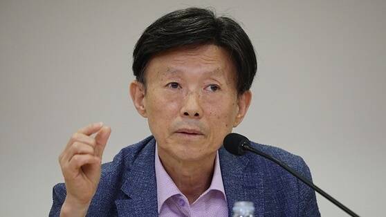 ▲ 지난 2018년 9월6일 열린 '기획 세미나, 80 해직을 말한다' 에서 김준범 당시 80해직언론인협의회 공동대표가 '1980년 검열과 제작 거부 투쟁'이라는 주제로 발표를 하고 있다. 미디어오늘 자료사진