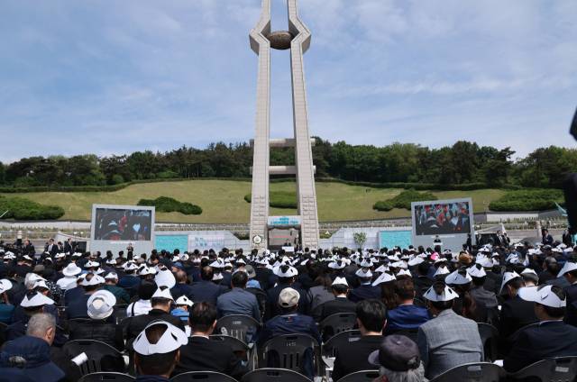 ▲18일 광주광역시 북구 국립 5·18민주묘지에서 5·18민주화운동 45주년 기념식이 열리고 있다. 2025.5.18.ⓒ연합뉴스