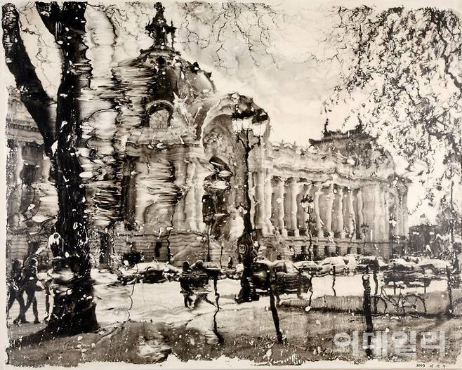 이은주 ‘퇴색-그랑빨레’(2007 사진=영은미술관)