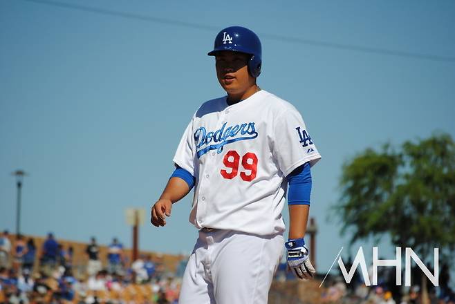 (타격도 곧잘 했던 류현진은 지난 2019년 메이저리그 홈런도 기록했다. 처음이자 마지막이 된 그의 빅리그 홈런이다)