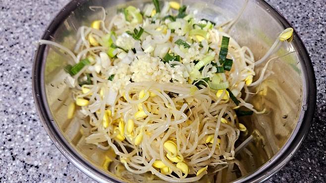 20250518_202540.jpg 저녁 코스트코 통 채끝등심 손질해서 냠냠