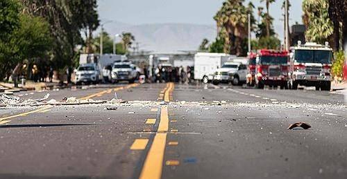 캘리포니아주 난임 클리닉센터 차량 폭발 잔해. AFP=연합뉴스.