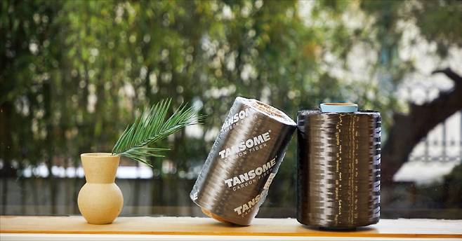 HS효성첨단소재가 투자한 스타트업 트릴리엄이 최근 개발에 성공한 친환경 고성능 탄소섬유. /HS효성첨단소재 제공