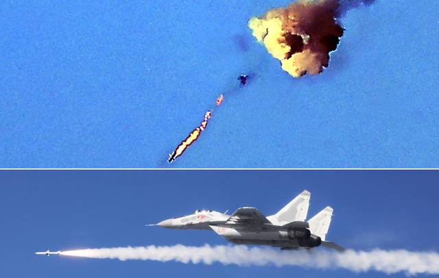 북한 구형 전투기인 미그-29가 신형 공대공 미사일과 활공유도폭탄을 발사해 표적을 격추하는 장면. 연합뉴스