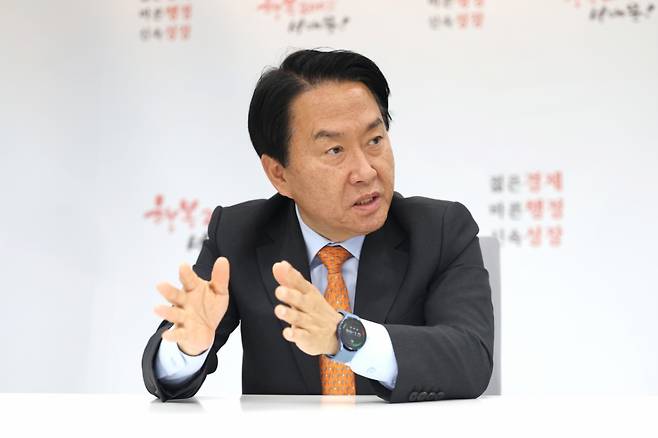 이성헌 서대문구청장이 지난 15일 오후 서울 서대문구청에서 머니투데이와 인터뷰를 하고 있다. /사진=서울 서대문구청