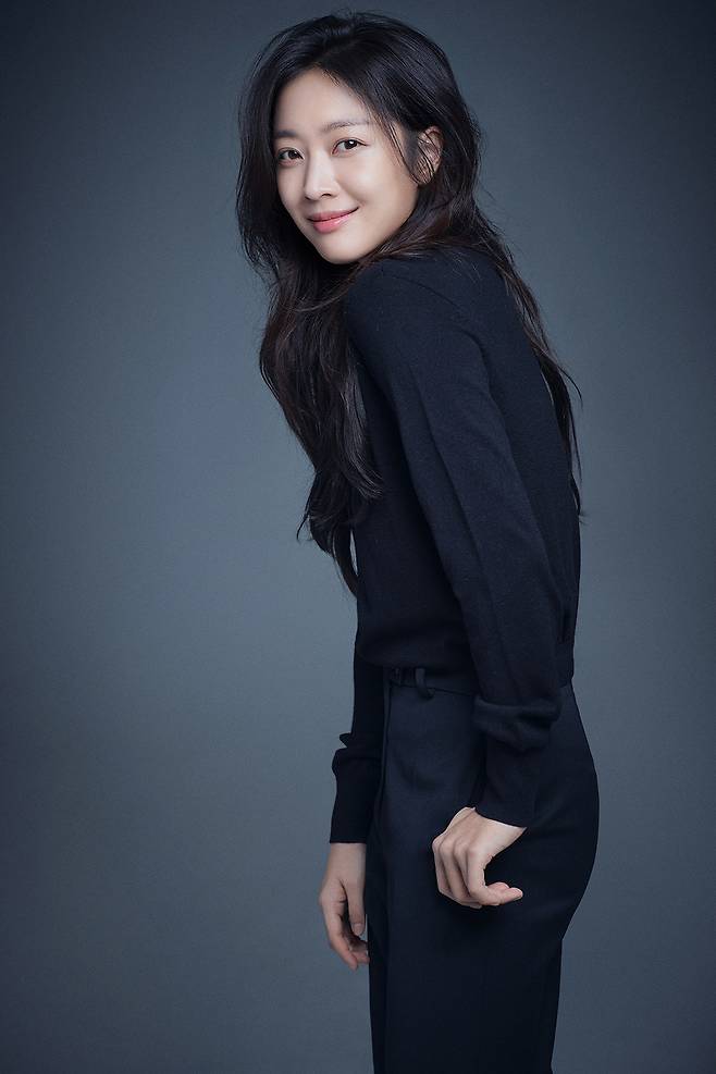 엑스와이지스튜디오 제공