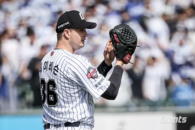 롯데 터커 데이비슨. 롯데 자이언츠 제공