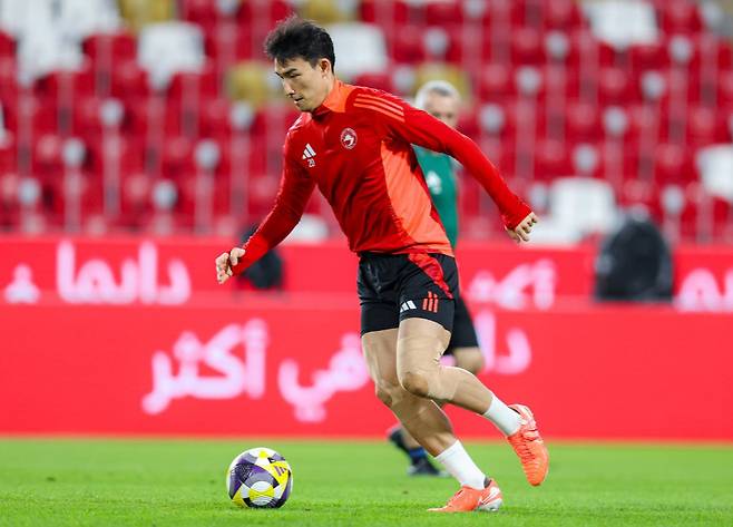샤르자 수비수 조유민. /사진=샤르자 공식 SNS 갈무리