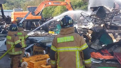 화재 현장 [경남소방본부 제공. 재판매 및 DB 금지]