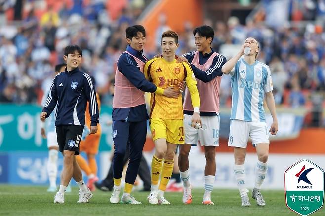울산 HD의 골키퍼 조현우(가운데) (한국프로축구연맹 제공)