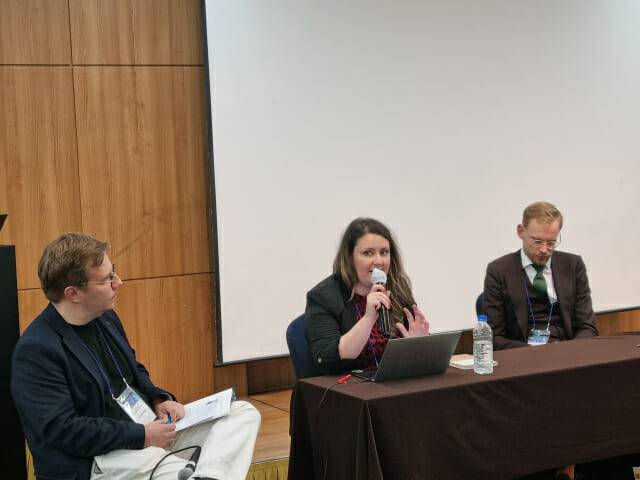 앙드레안 사부랭 라플람 앙드레-로랑도 대학 교수(가운데)가 발언을 하고 있다. (사진=조이환 기자)