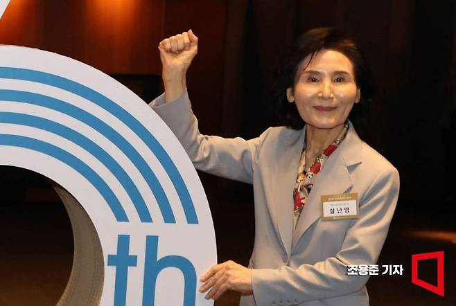 김문수 국민의힘 대선후보 배우자인 설난영 여사는 "(법인카드는) 함부로 남용할 수 없다. 절대 용납이 안 된다"고 말하며 우회적으로 이재명 더불어민주당 대선후보 배우자인 김혜경 여사를 직격했다. 조용준 기자