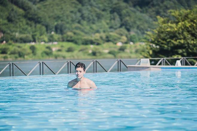 인스타그램 @_ryeoun