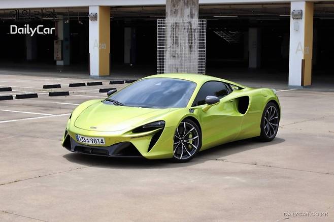 맥라렌, 아투라