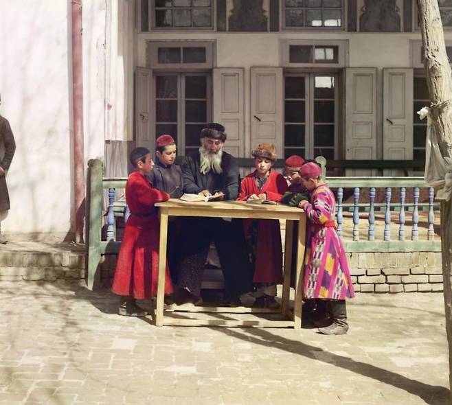 100년 전 고화질 컬러 사진