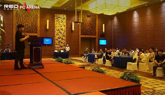 ‘2024 상생 해외 워크숍 컨퍼런스’ 비전 발표하는 서희원 대표