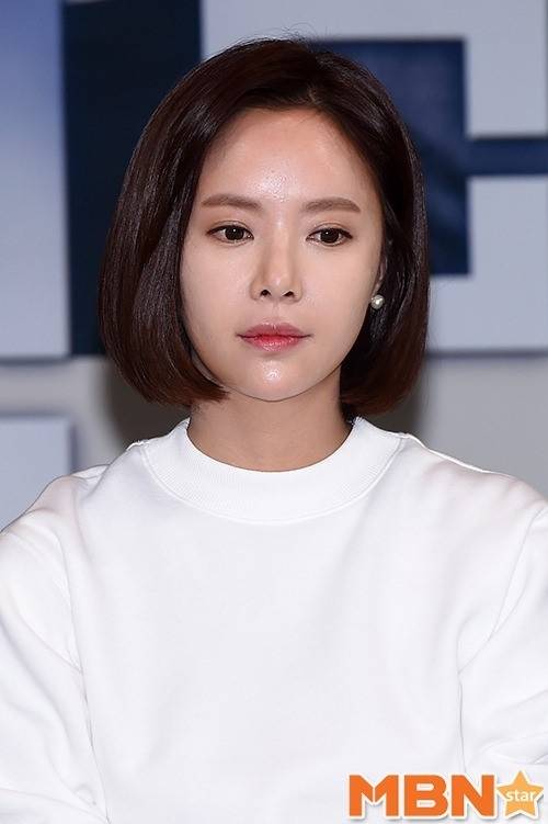 43억 원대 회삿돈을 횡령한 혐의로 기소된 배우 황정음이 ‘솔로라서’에서 통편집된다. 사진=DB