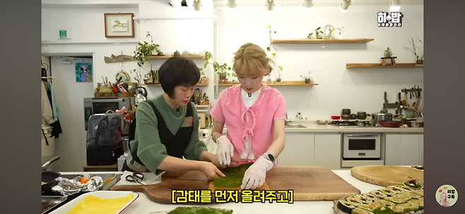 제주관광공사가 인기 먹방 유튜버 히밥과 함께 제주의 향토 음식을 체험하고 맛보는 콘텐츠 영상을 공개했다. / 사진=영상 캡쳐 이미지