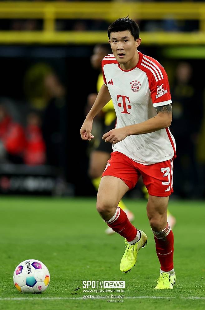 ▲ 한국 선수 최초이자 최고의 커리어를 썼던 김민재의 독일 생활이 짧게 끝날 수 있다. 이번 시즌 분데스리가 우승에 성공한 김민재는 한국 축구의 전설인 차범근과 손흥민도 이루지 못한 대업을 달성했다.